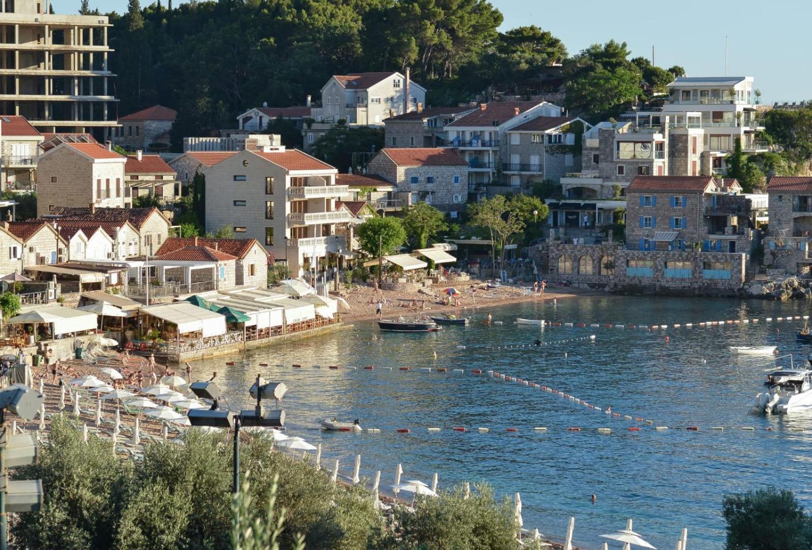 Przno Luxury Apartments Sveti Stefan Exterior photo