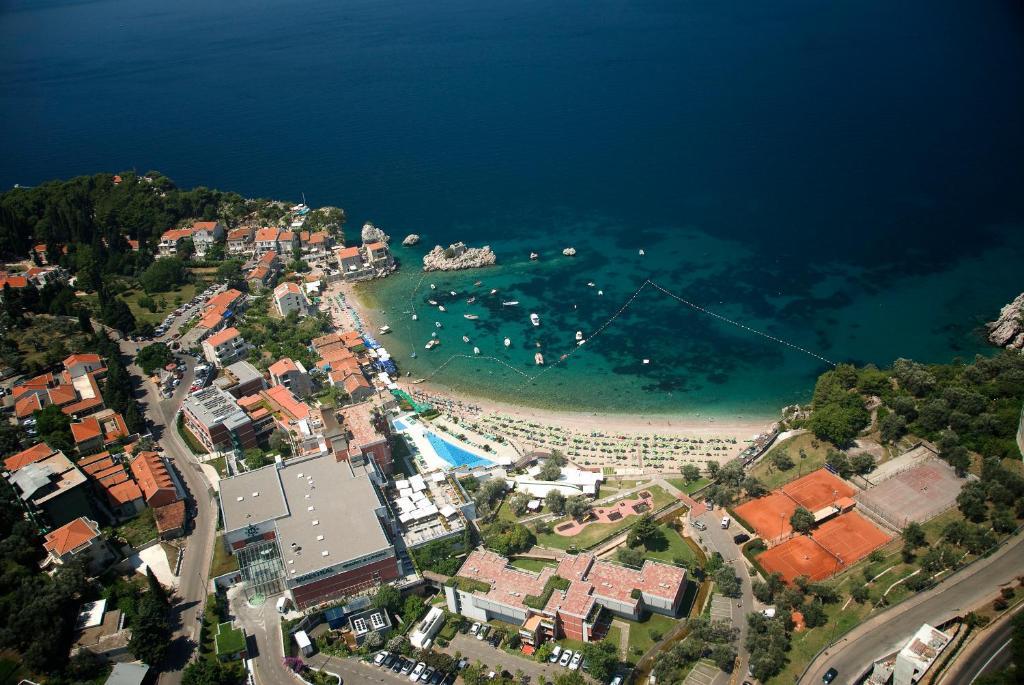 Przno Luxury Apartments Sveti Stefan Exterior photo